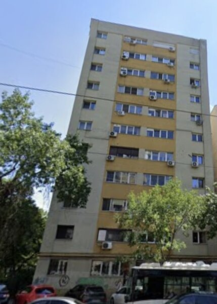 Colentina, stradal, Fundeni, Avion vav Scoala 39